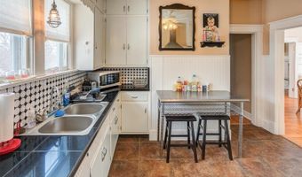 1620 Clawson St, Alton, IL 62002