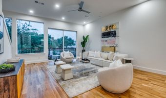 4125 N Reserve Ln, Addison, TX 75001
