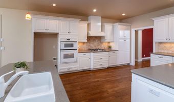 3269 NW Fairway Heights Dr, Bend, OR 97703