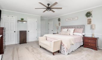 48 MADDOX Ln, Amissville, VA 20106