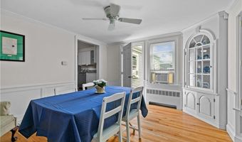 12 Terrace Dr, Bristol, RI 02809