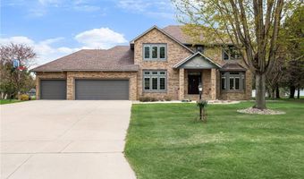 805 27th St SW, Austin, MN 55912