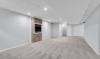 3 Whisper Way, Barnegat, NJ 08005