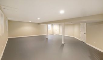 616 W Park St, Arlington Heights, IL 60005