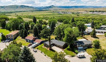 606 Kearney Ave, Buffalo, WY 82834
