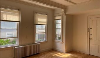 16 Mann Ave 2, Newport, RI 02840