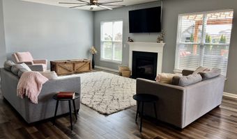 4205 Hunt Club Pkwy, Bargersville, IN 46106