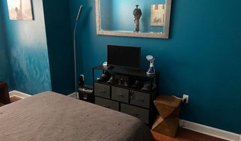 1000 N RANDOLPH St 104, Arlington, VA 22201