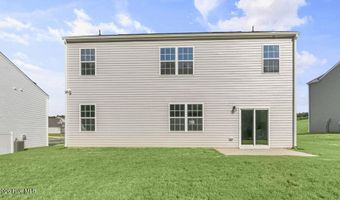 725 Lazy Elm Ln, Aberdeen, NC 28315