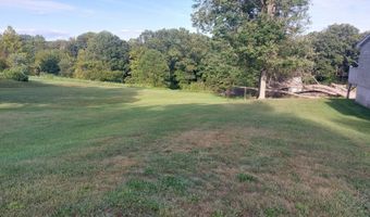 907 S State Road 145, Birdseye, IN 47513