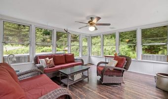 2 Golden View Dr, Bow, NH 03304