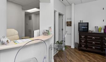 10 S MAIN, Allentown, NJ 08501