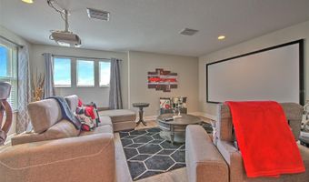 7401 PARADISO Dr, Apollo Beach, FL 33572