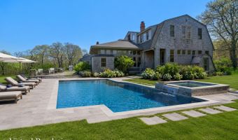 19 Locust Ln, Aquinnah, MA 02535