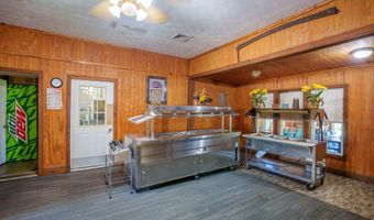 7460 N Hatch Pkwy, Baxley, GA 31513
