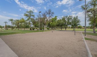 751 W SARAGOSA St, Chandler, AZ 85225