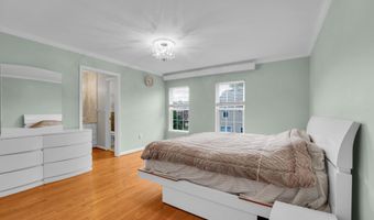 7930 PEYTON FOREST Trl, Annandale, VA 22003