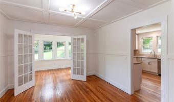 17 S Airmont Rd, Airmont, NY 10901