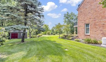 1780 Williamsburg Dr, Adrian, MI 49221