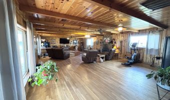 301 Ave N, Abernathy, TX 79311