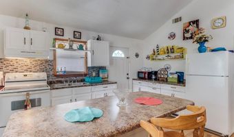 4254 1ST Ave, Bay St. Louis, MS 39520