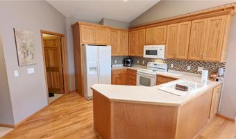15605 Linnet St NW, Andover, MN 55304