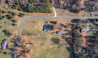 620 Woodlawn Trl, Appomattox, VA 24522