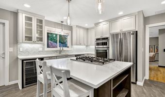 6710 SW 162ND Dr, Beaverton, OR 97007