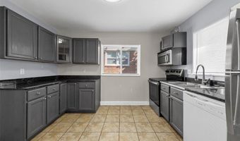 7346 Canton Ave, Allenton, MO 63130