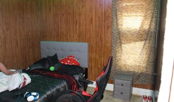 32 Milton Ave, Amsterdam, NY 12010