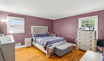 14 E Coddington Ave E, Avenel, NJ 07001
