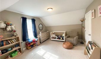 350 William Reynolds Rd, Exeter, RI 02822