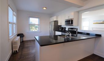 460 E Main Rd, Middletown, RI 02842