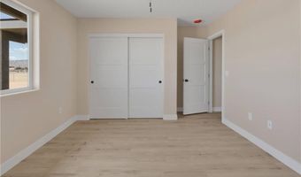 22530 Houston St, Apple Valley, CA 92308