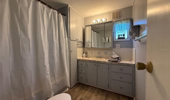 123 SAINT KITTS Way, Apollo Beach, FL 33572