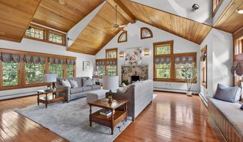 311 S Main St, Andover, MA 01810