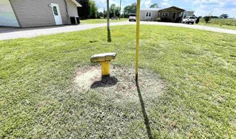 806 Autumnwood Rd, Ash Flat, AR 72513