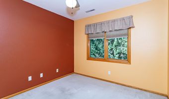 4714 Todd Dr, Ames, IA 50014