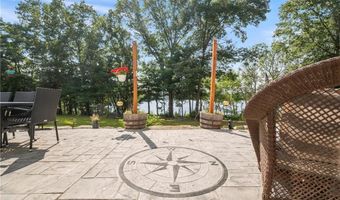 420 E Wallum Lake Rd, Burrillville, RI 02859