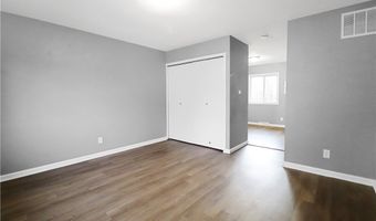 1330 W Waterloo Rd, Akron, OH 44314