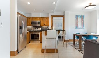 61 Avondale Ln 102, Beaver Creek, CO 81620