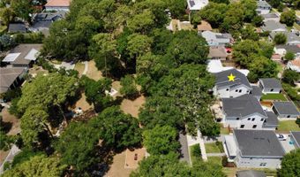 833 DARTMOUTH St, Orlando, FL 32804