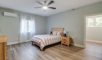 13 Chantilly Ter, Bay St. Louis, MS 39520
