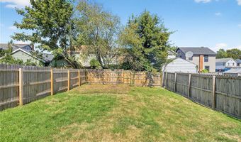 1106 Wade St, Aliquippa, PA 15001