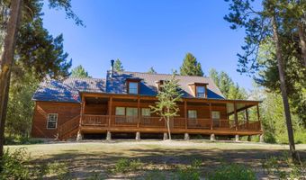 9 PINE St, Alpine, WY 83128