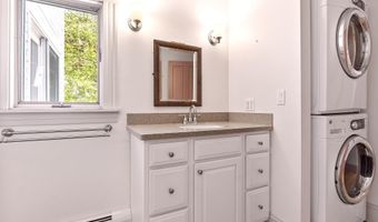 300 Front St, Bath, ME 04530