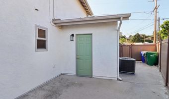 1895 Laurel Rd, Oceanside, CA 92054