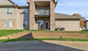 545 Kelsey Ln, Altoona, IA 50009