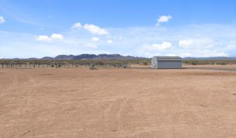 50128 W US HIGHWAY 60, Aguila, AZ 85320