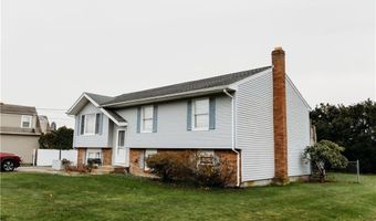 16 Ward Ave, Middletown, RI 02842